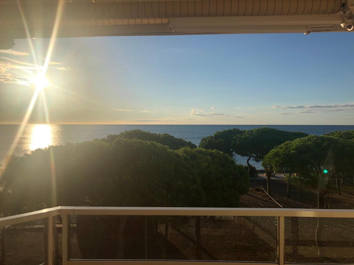 Apartment Direkt Am Strand Blanes Exterior photo