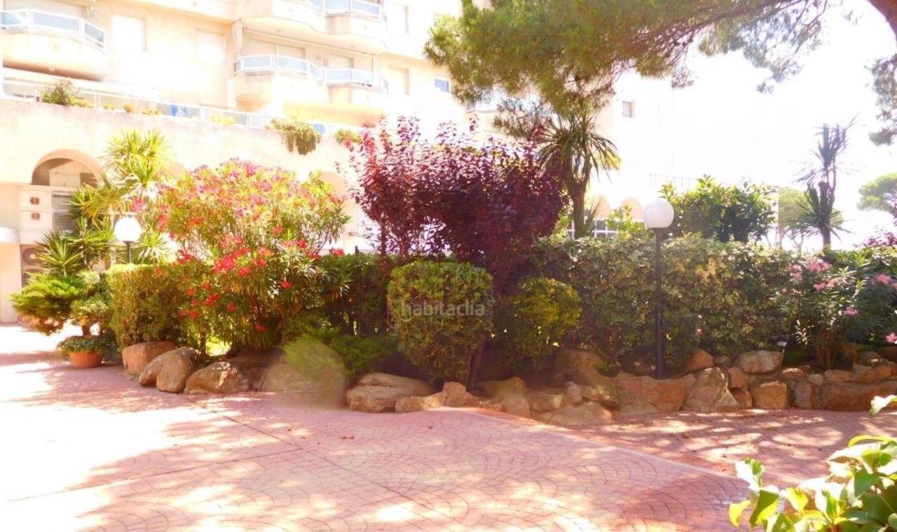 Apartment Direkt Am Strand Blanes Exterior photo